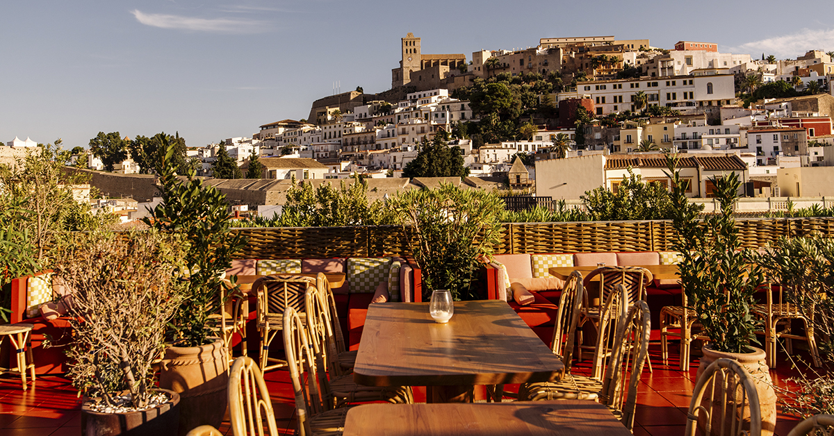 rooftop bar de cafe montesol